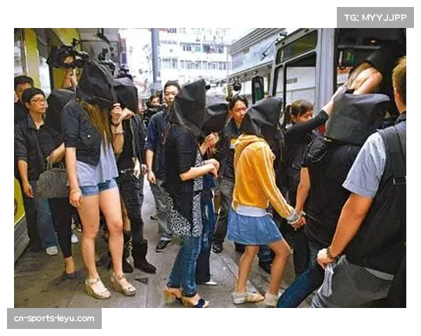 博洛尼亚控卫卢卡·维尔多萨与妻子因涉嫌违规行为被警方拘捕