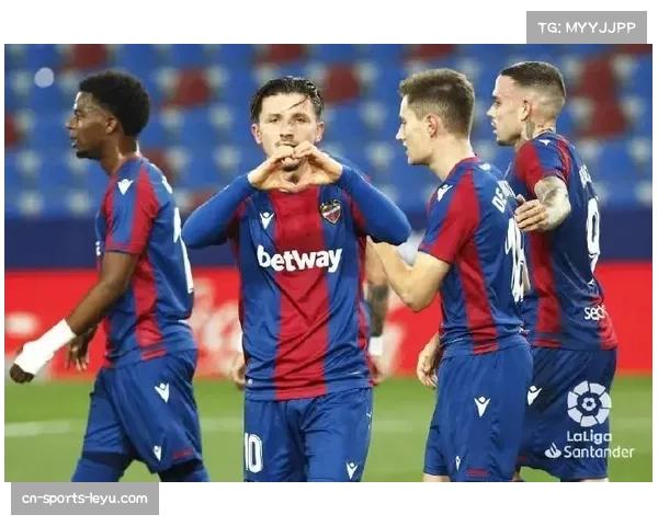 埃尔切六轮不败金身告破 防守韧性此前表现亮眼 埃尔切六轮不败金身告破 防守韧性此前表现亮眼